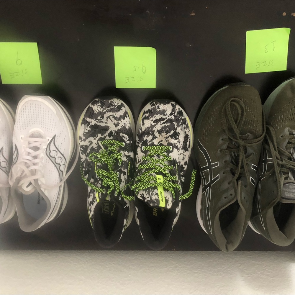 Brooks Bold Green Black Sneakers